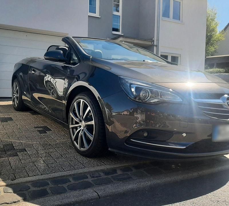 Gebraucht Opel Cascada Innovation 170 PS (125 kW) 2016 Grau Cabrio