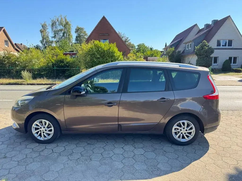 Gebraucht Renault Scénic III LIMITED 110 PS (80 kW) 2015 Gold Van / Kleinbus
