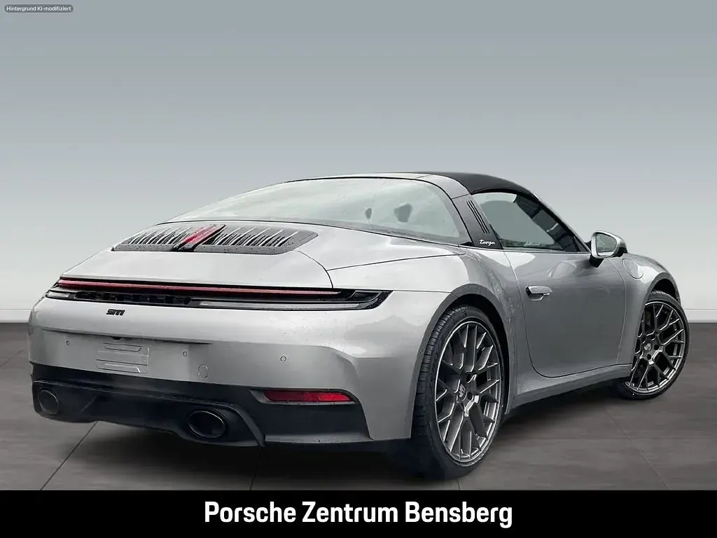 Neu Porsche 911 Targa 4S 480 PS (353 kW) 2025 Silber Cabrio