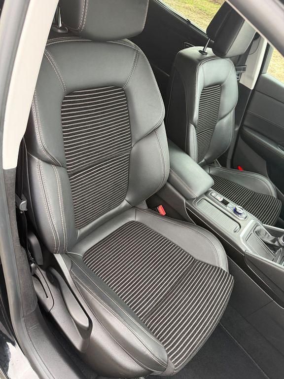 Gebraucht Renault Talisman GrandTour Intens 160 PS (117 kW) 2017 Schwarz Kombi