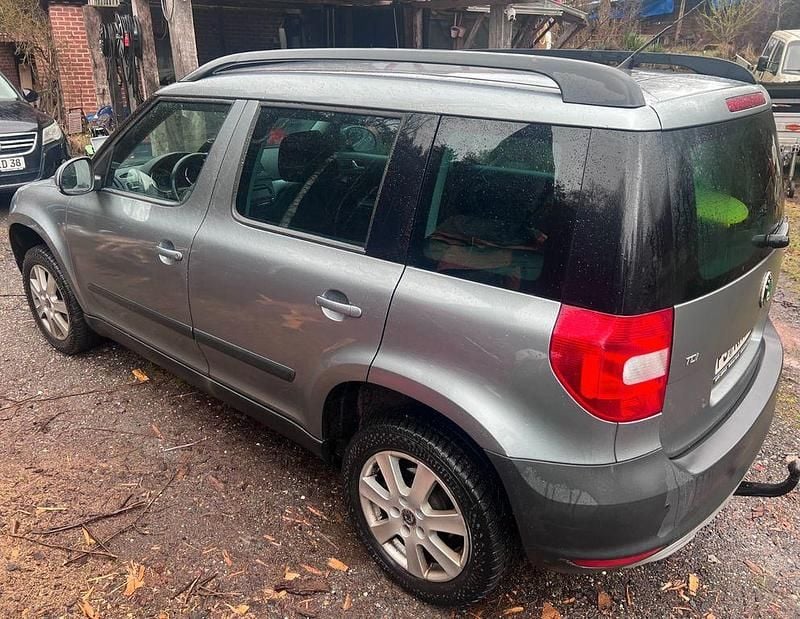 Gebraucht Skoda Yeti 110 PS (80 kW) 2010 Grau SUV