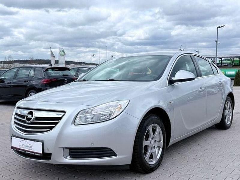 Gebraucht Opel Insignia Edition 116 PS (85 kW) 2009 Silber Limousine