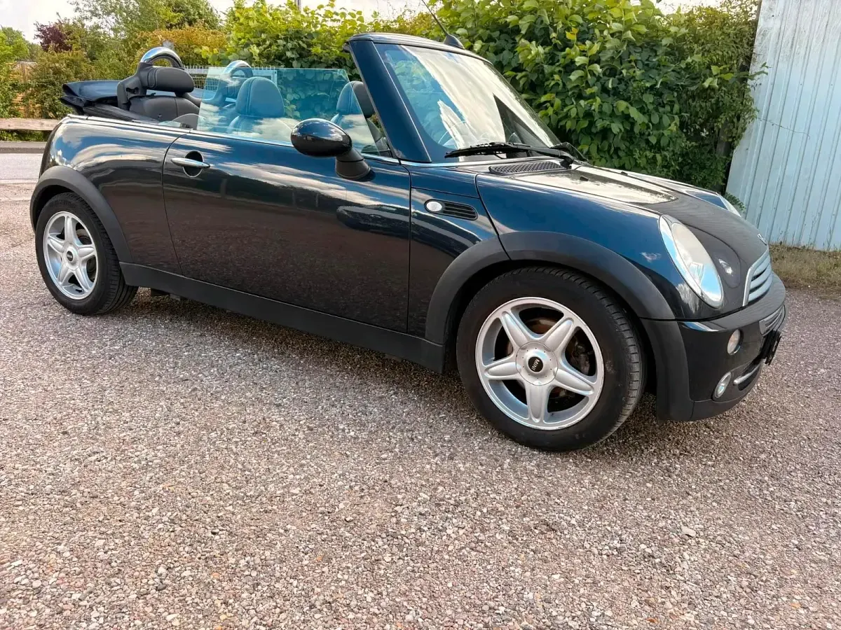 Gebraucht Mini Cooper Cabriolet 116 PS (85 kW) 2007 Schwarz Cabrio