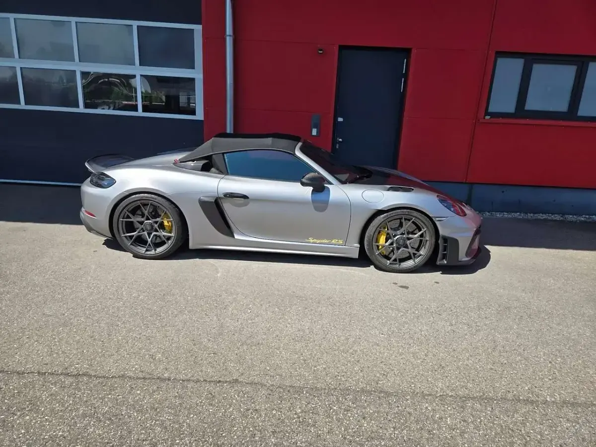 Gebraucht Porsche 718 Spyder RS 500 PS (367 kW) 2024 Silber Cabrio