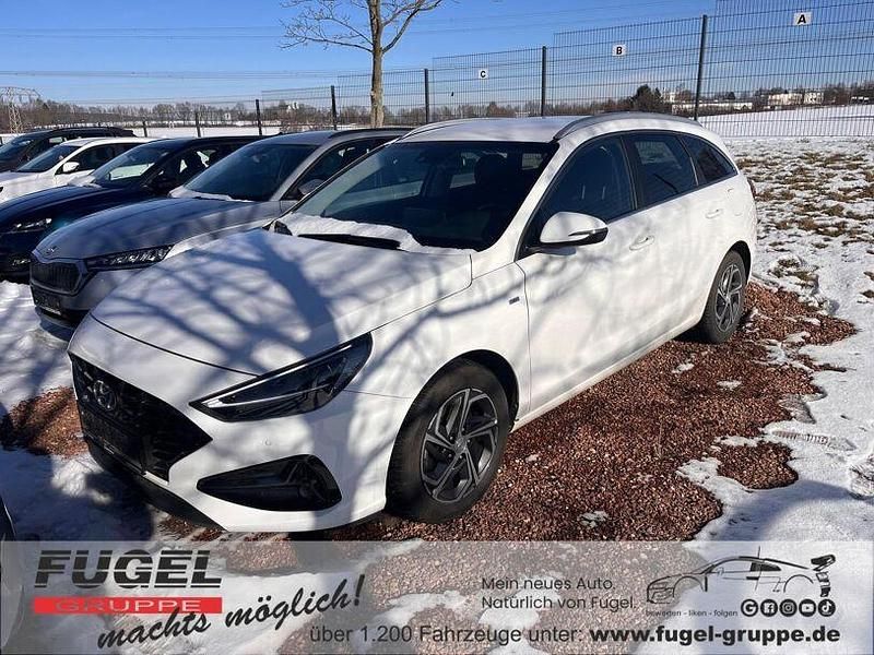 Gebraucht Hyundai i30 159 PS (116 kW) 2022 Weiß Kombi