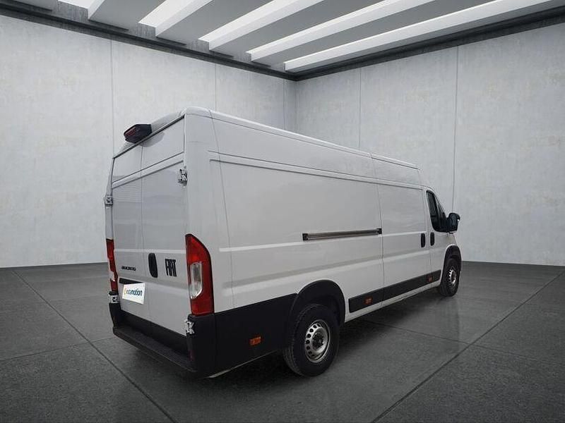 Gebraucht Fiat Ducato 179 PS (131 kW) 2024 Weiß Van