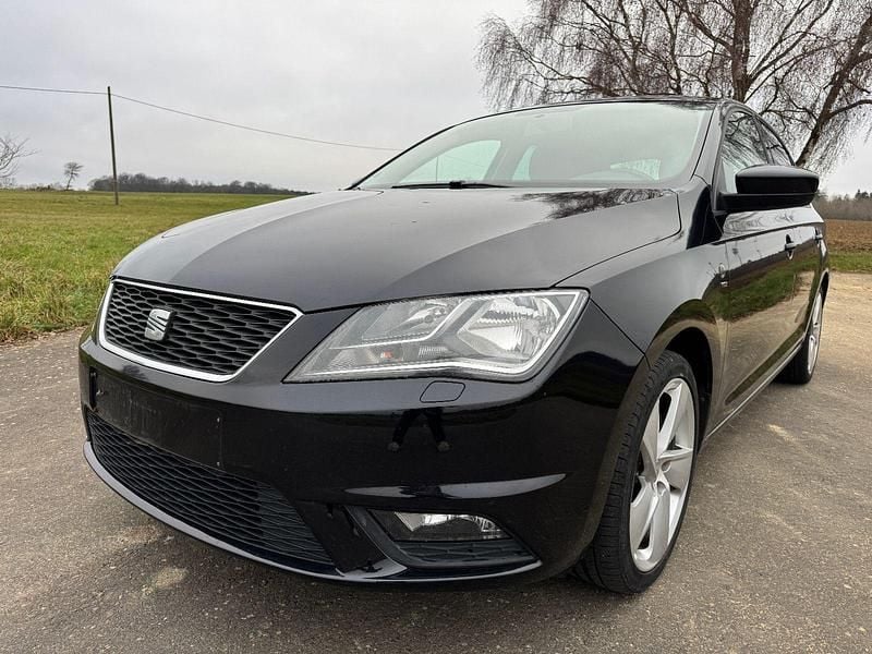 Gebraucht Seat Toledo Style 105 PS (77 kW) 2013 Schwarz Kleinwagen