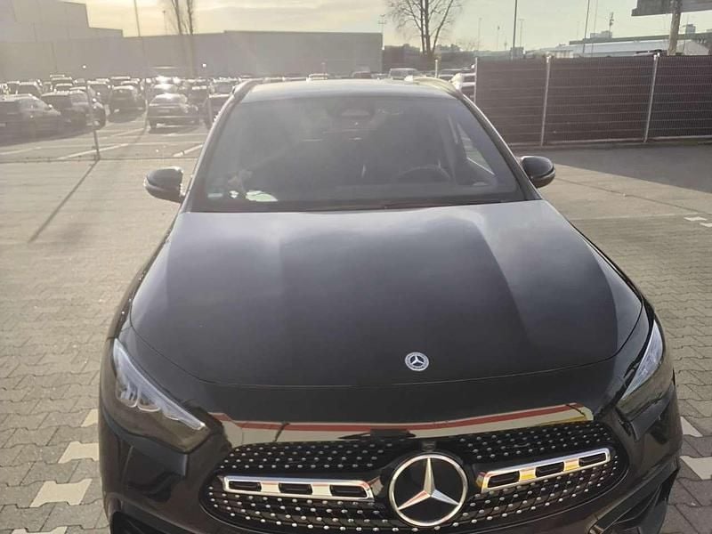 Schwarz Gebraucht 2023 Mercedes GLA250 Advanced Plus SUV | 41.990 € (Fairer Preis) - Bild 1/4
