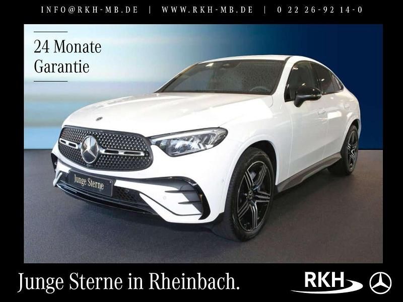 Unilack polarweiß Gebraucht 2025 Mercedes 200 AMG Coupé | 59.900 € - Bild 1/4