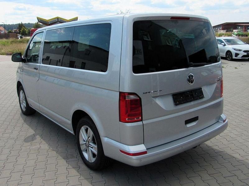 Gebraucht VW T6 Trendline 150 PS (110 kW) 2016 Silber Van