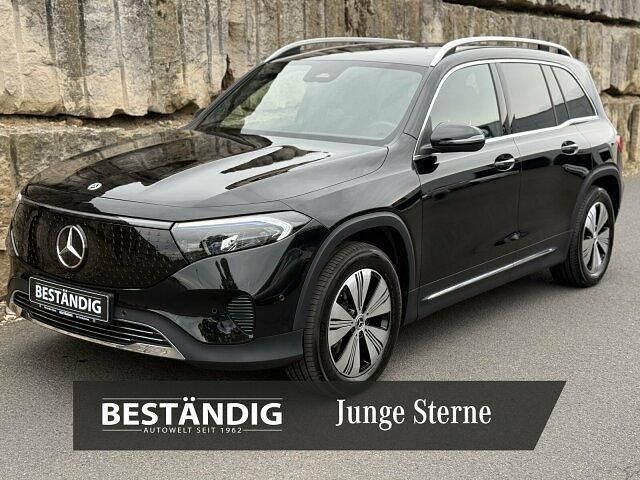 Lack kosmosschwarz Gebraucht 2024 Mercedes EQB300 SUV | 37.990 € (Superpreis) - Bild 1/4