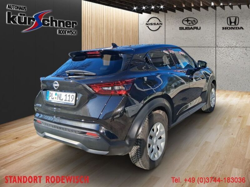 Gebraucht Nissan Juke N-Connecta 114 PS (83 kW) 2023 Black (m) SUV