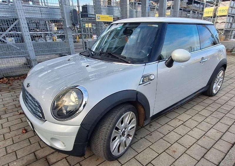 Grau Gebraucht 2010 Mini Cooper Kleinwagen | 4.500 € (Fairer Preis) - Bild 1/4