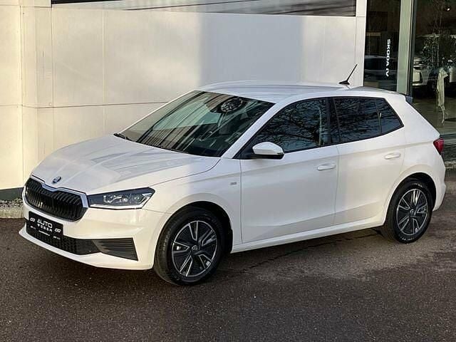 Weiß Gebraucht 2023 Skoda Fabia Tour Kleinwagen | 17.990 € (Fairer Preis) - Bild 1/2