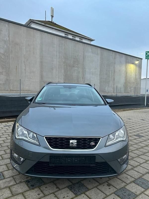 Gebraucht Seat Leon 150 PS (110 kW) 2015 Grau Kombi
