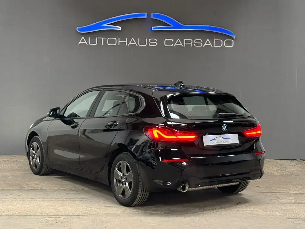 Gebraucht BMW 118 Performance 136 PS (100 kW) 2023 Schwarz Kleinwagen
