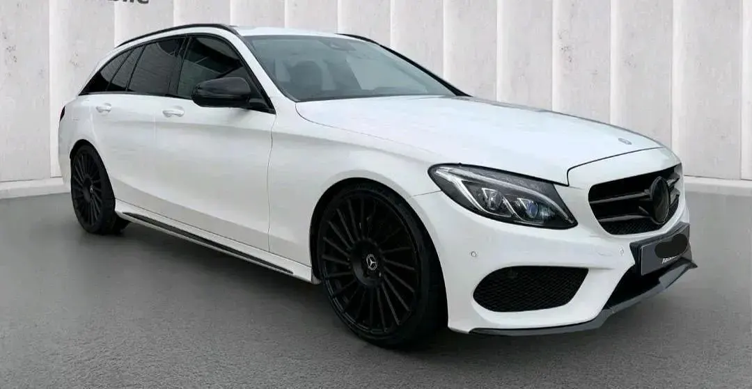 Gebraucht Mercedes C200 AMG 135 PS (99 kW) 2015 Weiß Kombi
