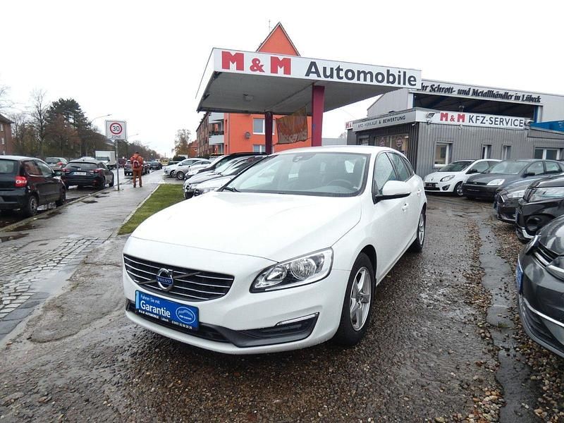 Weiß Gebraucht 2014 Volvo V60 Kinetic Kombi | 10.000 € (Superpreis) - Bild 1/4