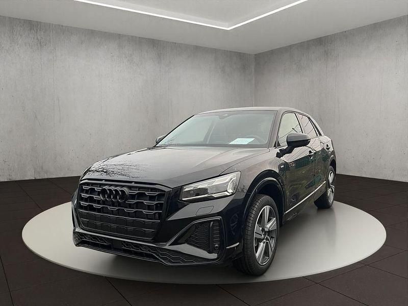 Neu Audi Q2 S-Line 150 PS (110 kW) 2025 Schwarz SUV