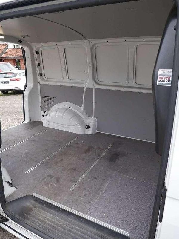 Gebraucht VW Transporter 102 PS (75 kW) 2017 Candyweiß Van
