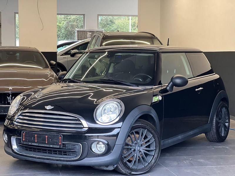 Gebraucht Mini ONE 98 PS (72 kW) 2010 Schwarz Kleinwagen