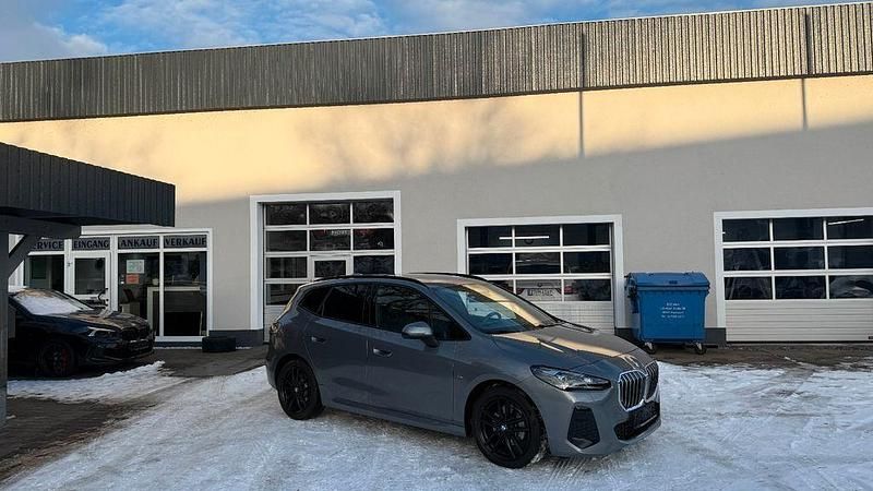 Gebraucht BMW 218 M Sport 150 PS (110 kW) 2022 Skyscraper grau metallic Van / Kleinbus