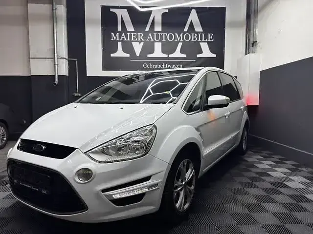 Gebraucht Ford S-MAX Titanium 116 PS (85 kW) 2014 Weiß Van / Kleinbus