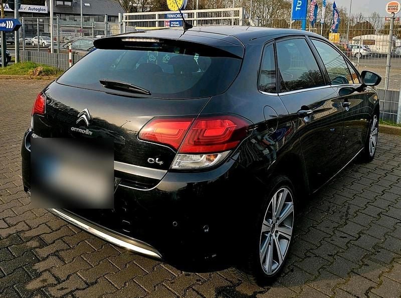 Gebraucht Citroën C4 130 PS (95 kW) 2016 Schwarz Kleinwagen