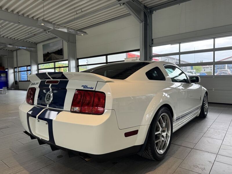 Gebraucht Ford Mustang GT 506 PS (372 kW) 2008 Weiss Coupé