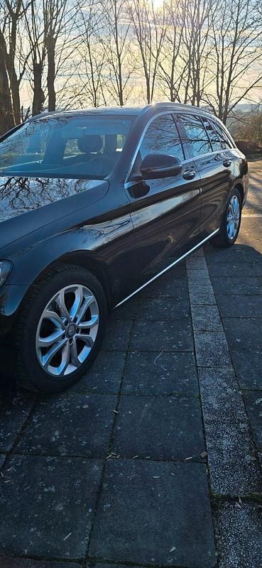Gebraucht Mercedes 220 170 PS (125 kW) 2016 Schwarz Kombi