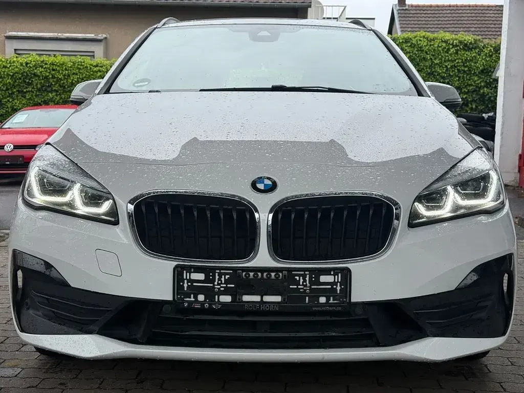 Gebraucht BMW 218 Active Tourer Advantage 150 PS (110 kW) 2020 Weiß Van / Kleinbus