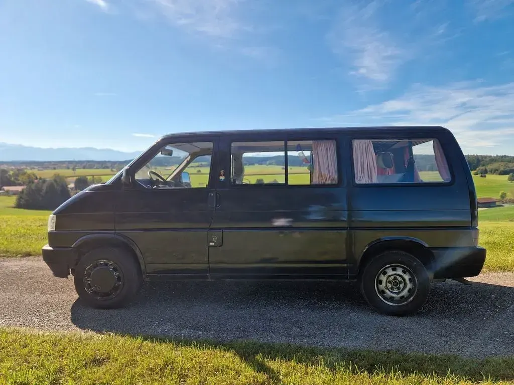 Usado VW T4 77 HP (56 kW) 1991 Preto Van