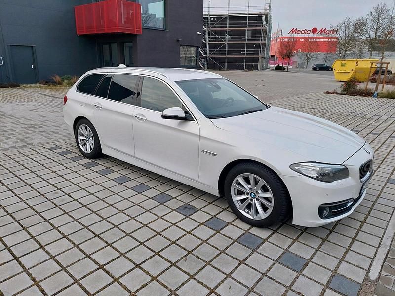 Gebraucht BMW 520 190 PS (139 kW) 2016 Weiß Kombi