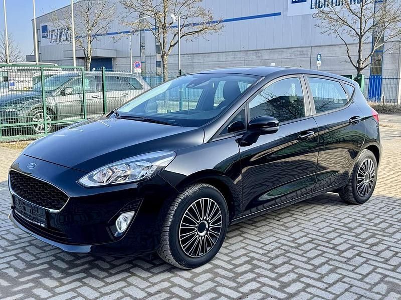 Gebraucht Ford Fiesta 101 PS (74 kW) 2019 Iridiumschwarz metallic Kleinwagen