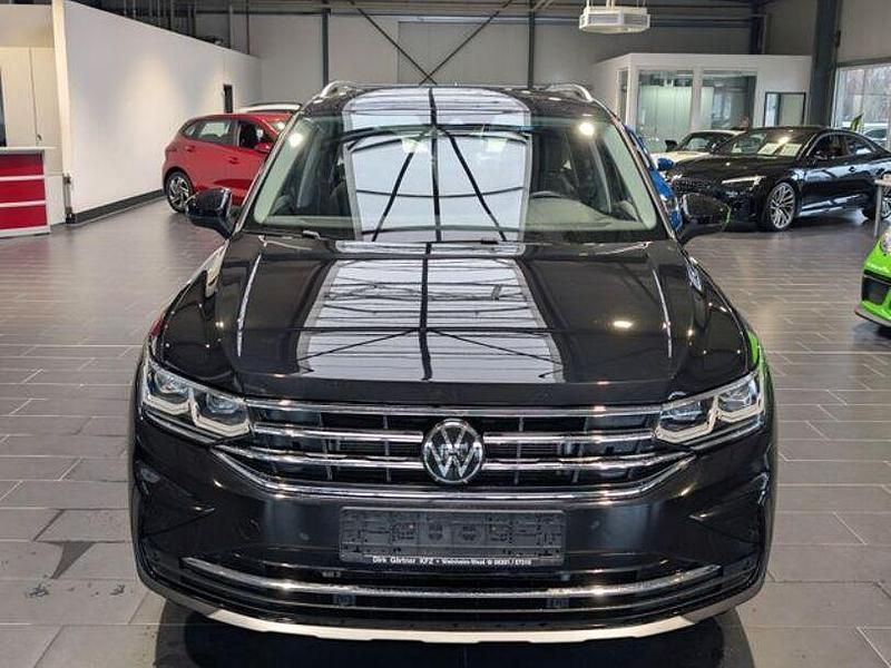 Gebraucht VW Tiguan Elegance 150 PS (110 kW) 2023 Schwarz SUV