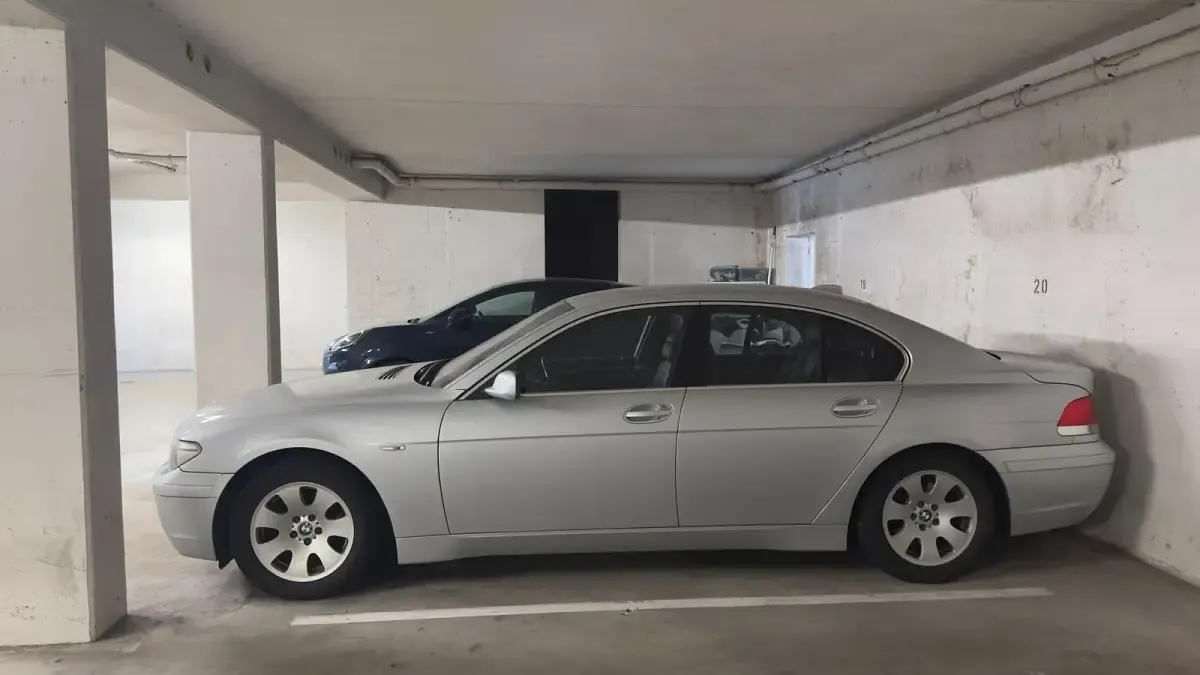 Gebraucht BMW 735 272 PS (200 kW) 2005 Silber Limousine