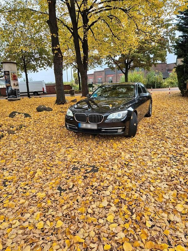 Gebraucht BMW 730 Luxury Line 258 PS (189 kW) 2013 Limousine