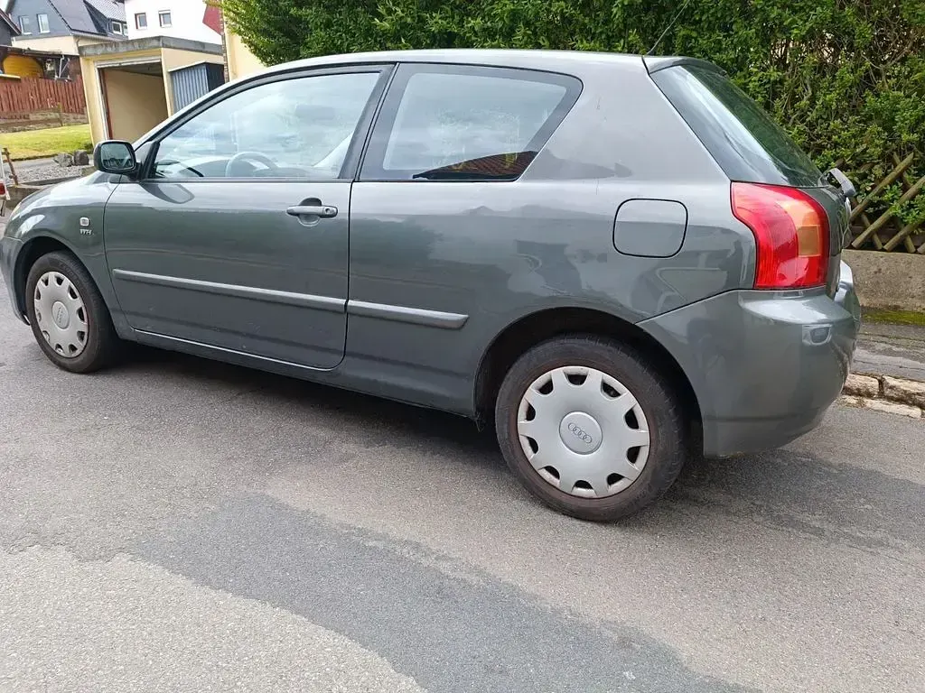 Gebraucht Toyota Corolla 97 PS (71 kW) 2004 Limousine
