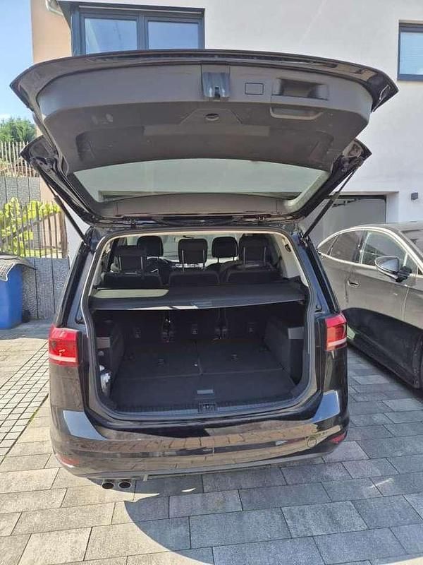 Gebraucht VW Touran Join 150 PS (110 kW) 2018 Schwarz Van / Kleinbus