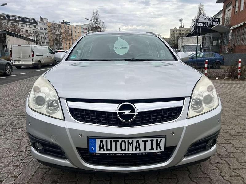 Gebraucht Opel Vectra Edition 155 PS (114 kW) 2007 Silber Kombi