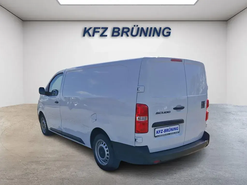 Gebraucht Fiat Scudo 179 PS (131 kW) 2025 Weiß Van