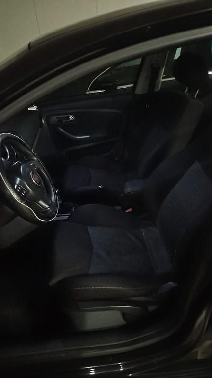 Schwarz Gebraucht 2007 Seat Ibiza Comfort Limousine | 1.300 € (Fairer Preis) - Bild 1/4