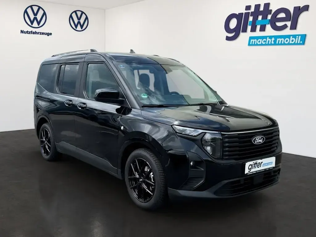 Gebraucht Ford Tourneo Courier Titanium 125 PS (91 kW) 2024 Schwarz Van / Kleinbus