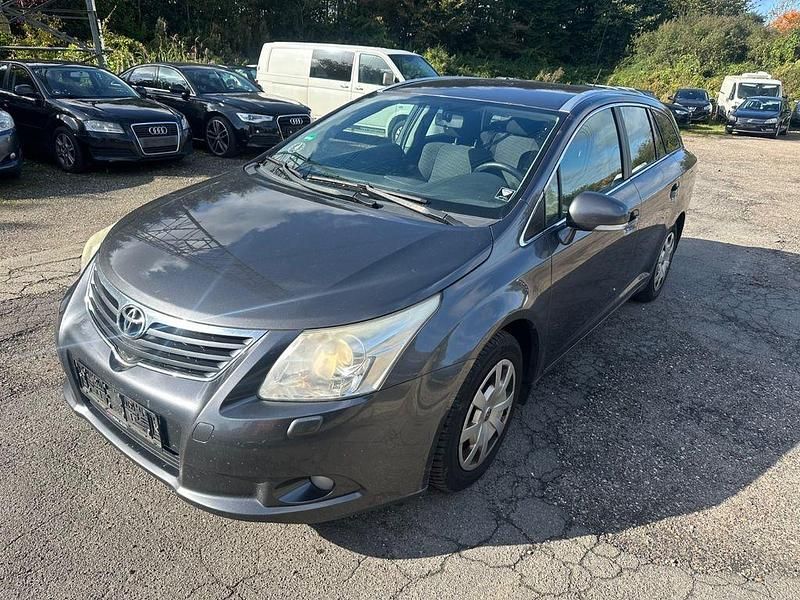 Gebraucht 2011 Toyota Avensis Limousine | 3.000 € (Guter Preis) - Bild 1/4