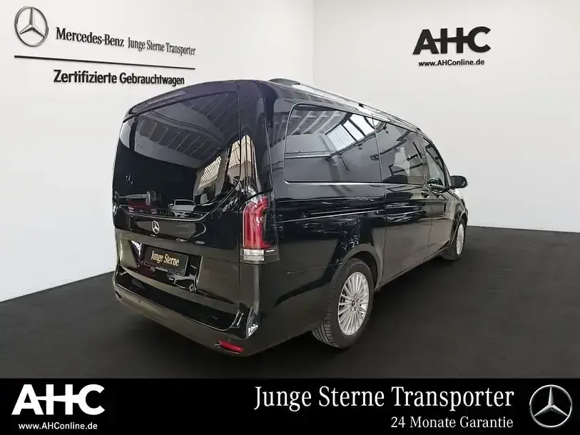 Gebraucht Mercedes V220 Style 163 PS (119 kW) 2025 Schwarz Van / Kleinbus