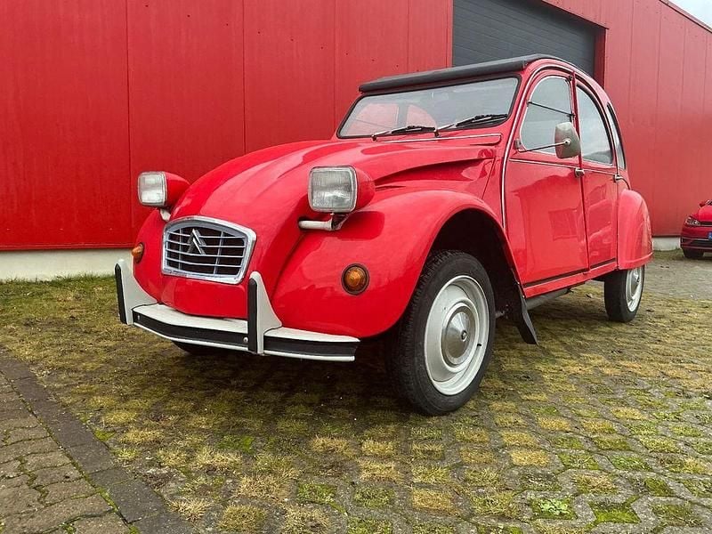 Rot Gebraucht 1984 Citroën 2CV Limousine | 14.000 € - Bild 1/4