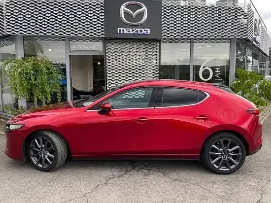 Gebraucht Mazda 3 Selection 150 PS (110 kW) 2021 Magmarot Limousine