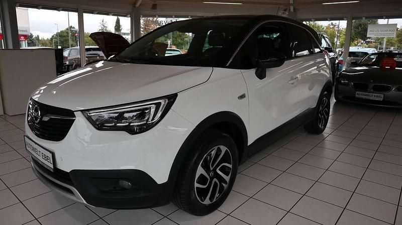 Schneeweiss/olympic/summit whi Gebraucht 2017 Opel Crossland X SUV | 12.910 € (Fairer Preis) - Bild 1/4
