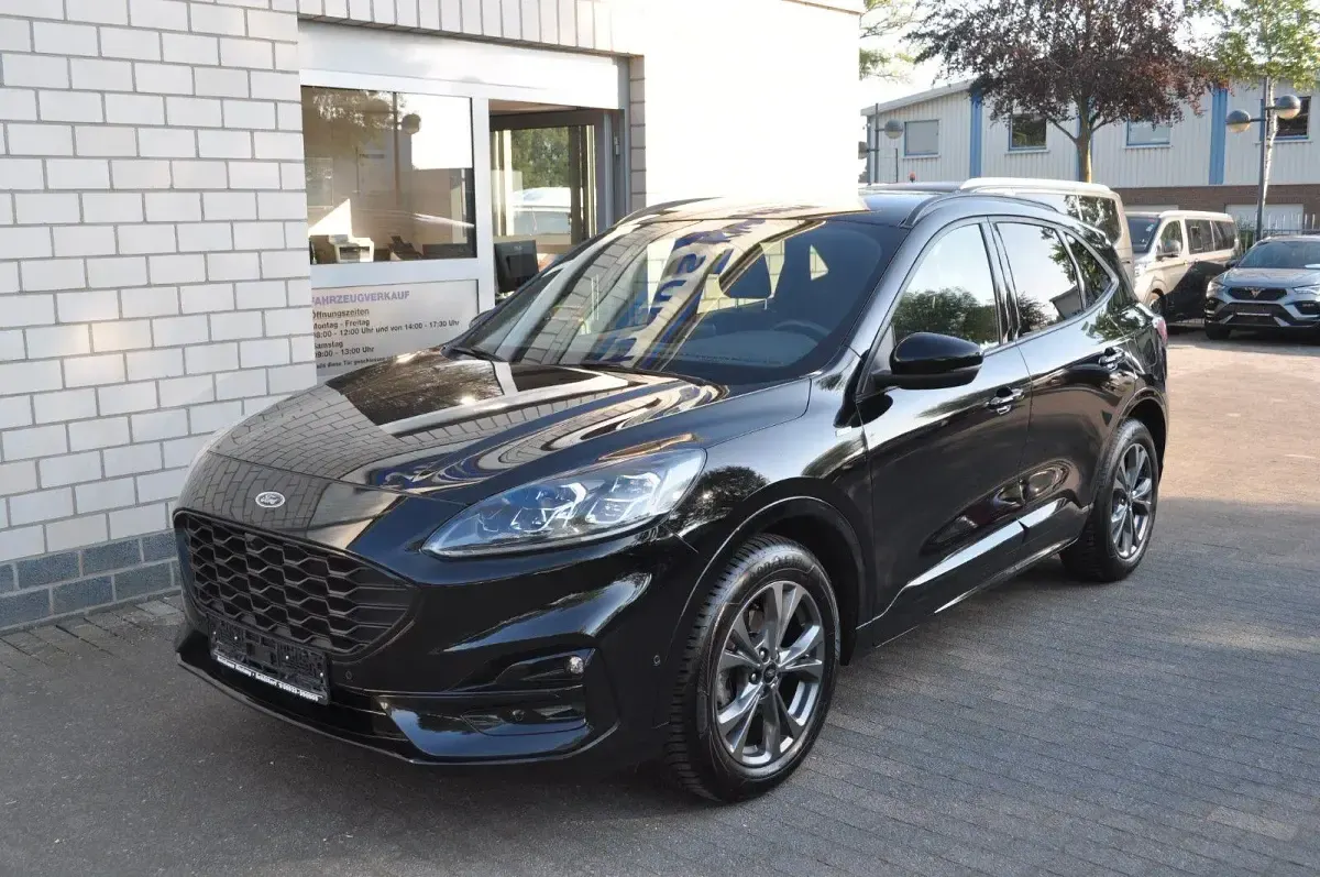 Gebraucht Ford Kuga ST-Line X 150 PS (110 kW) 2020 Schwarz SUV