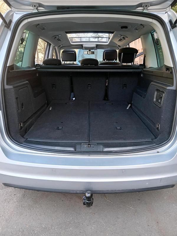 Gebraucht VW Sharan 140 PS (102 kW) 2015 Grau Van / Kleinbus